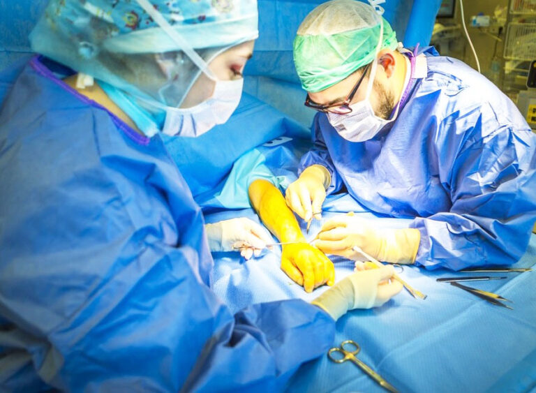 Chirurgie de la main hopital privé confluent nantes