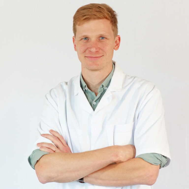 Photo du Dr Hirardot Thomas, spécialiste en médecine physique et de réadaptation et médecine du sport à l'Hôpital Privé du Confluent à Nantes